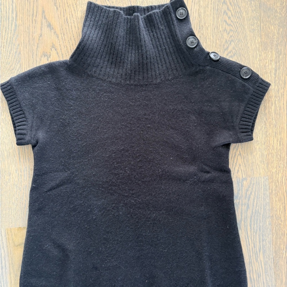 Theory cashmere sweater